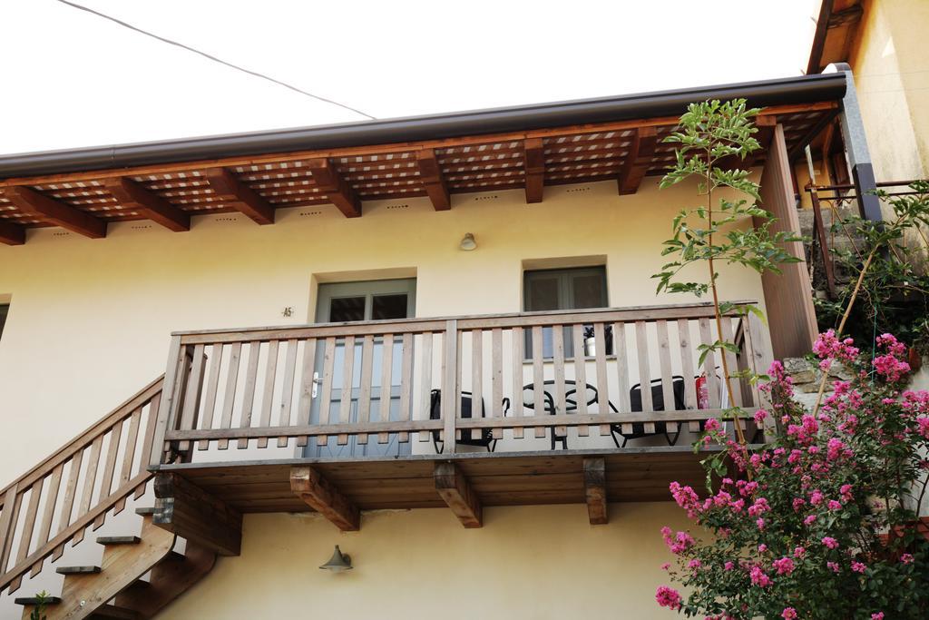 Boutique Hotel Dvor Dobrovo Exterior foto